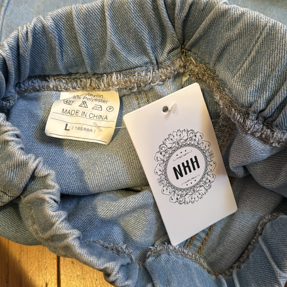 Drawstring Jeans Shorts - Picture 2 of 3